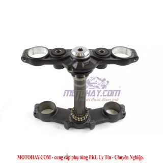 chang-ba-tren-duoi-z900