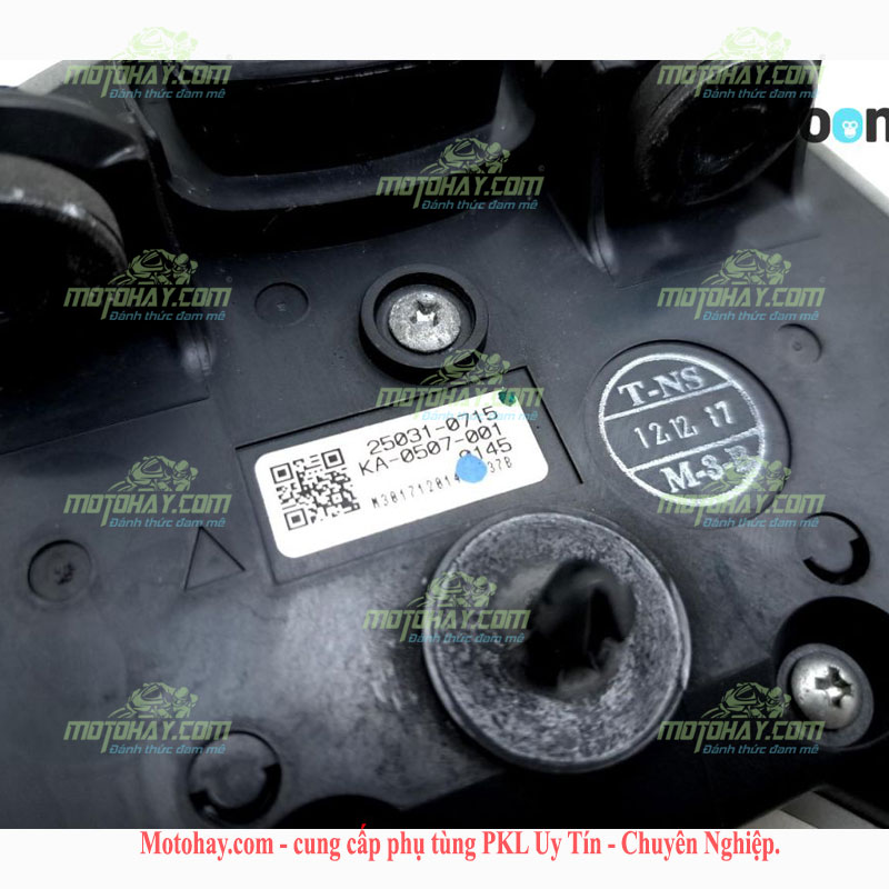 dong-ho-toc-do-z650-2017-2019